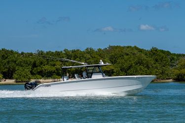 40' Invincible 2023 Yacht For Sale